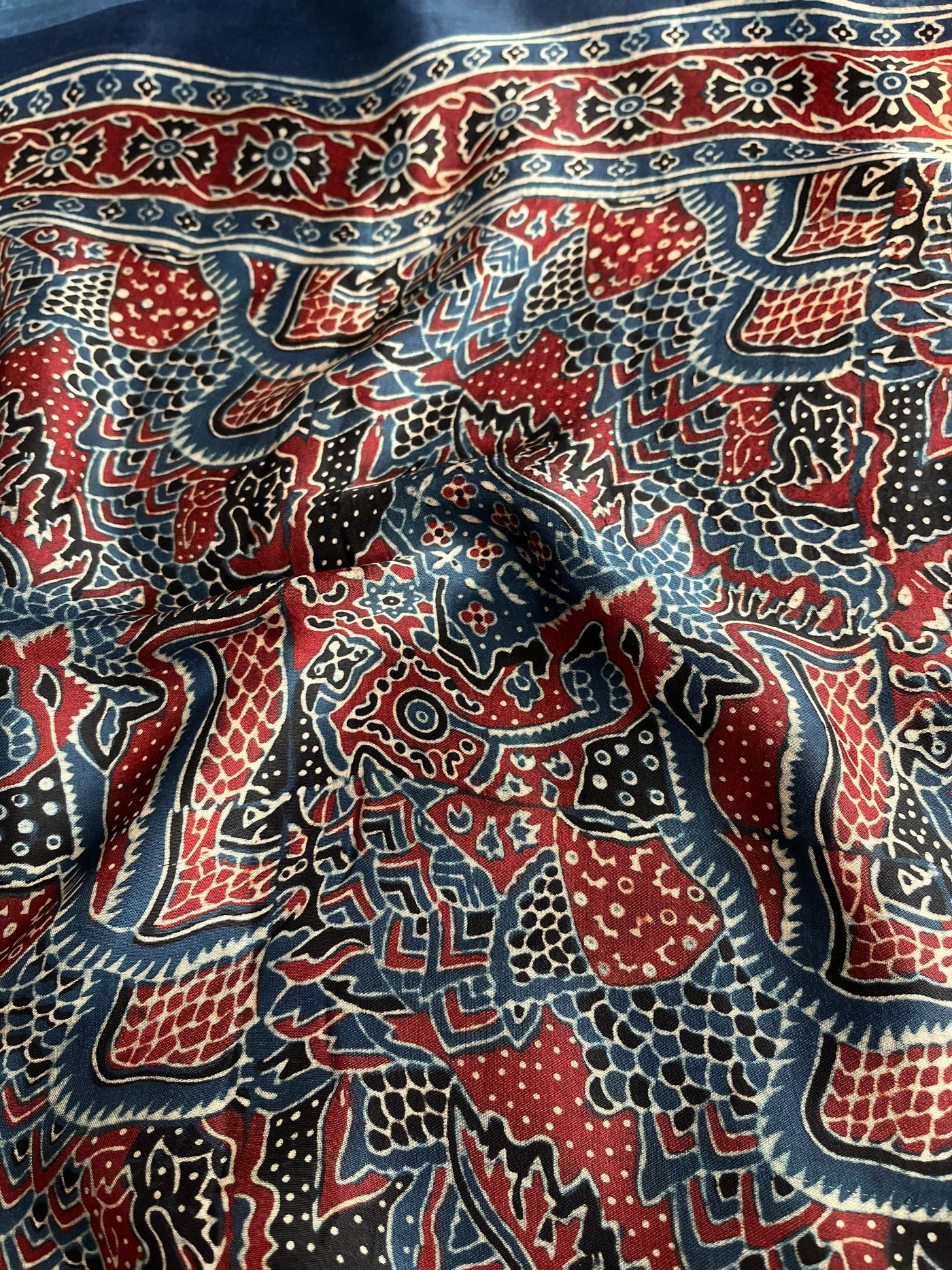 Shiney Star:HANDMADE BANDHANI AJRAKH MODAL SILK SAREE WITH GHARCHOLA PALLU