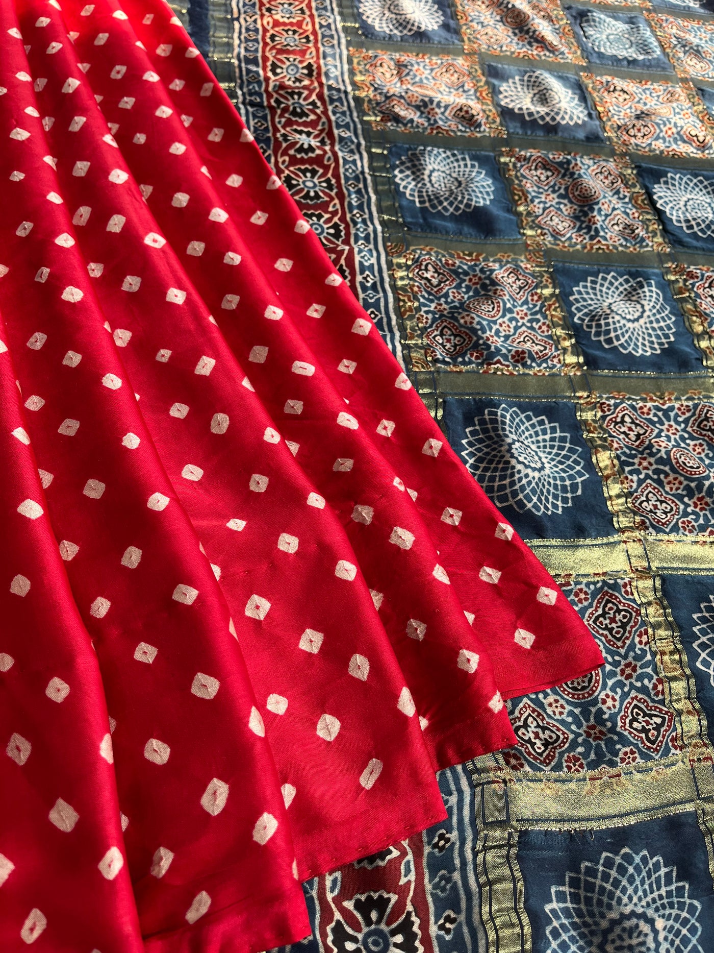 Shiney Star:HANDMADE BANDHANI AJRAKH MODAL SILK SAREE WITH GHARCHOLA PALLU