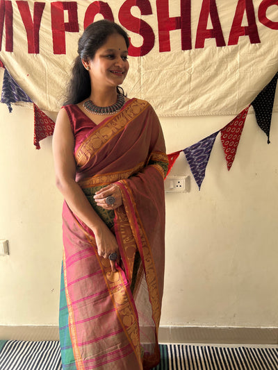HARIYALI:GREEN, PURE KANCHIPURAM COTTON SAREE WITH JACQUARD WEAVING.