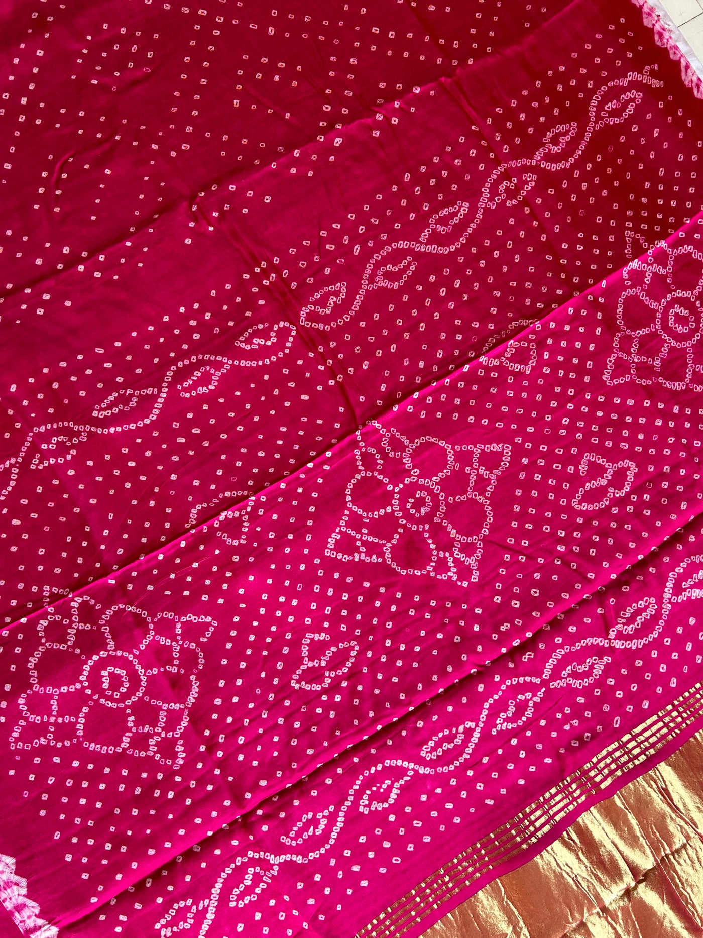 ARSHIA: bandhani saree with tissue palla