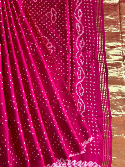 ARSHIA: bandhani saree with tissue palla