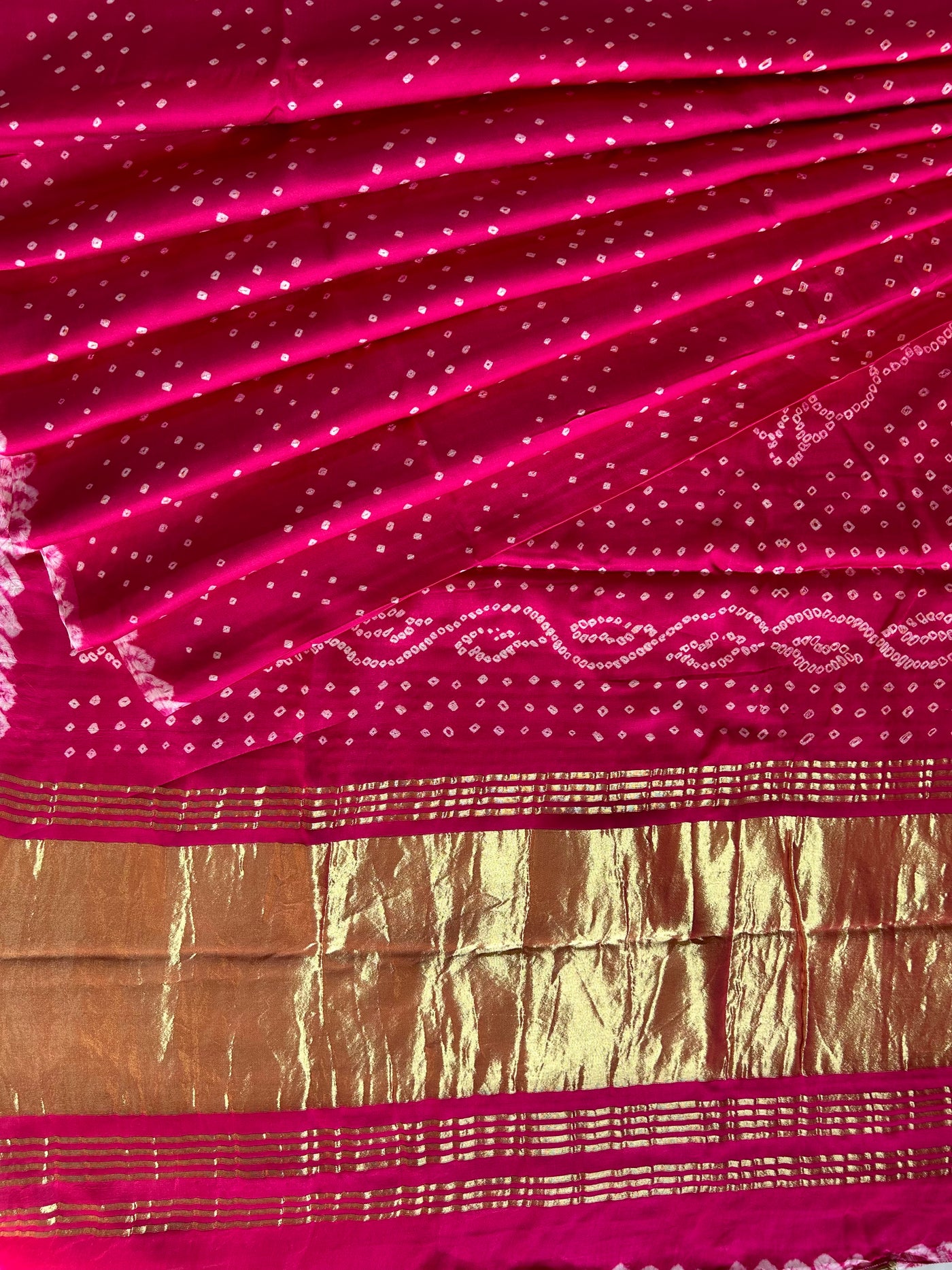 ARSHIA: bandhani saree with tissue palla