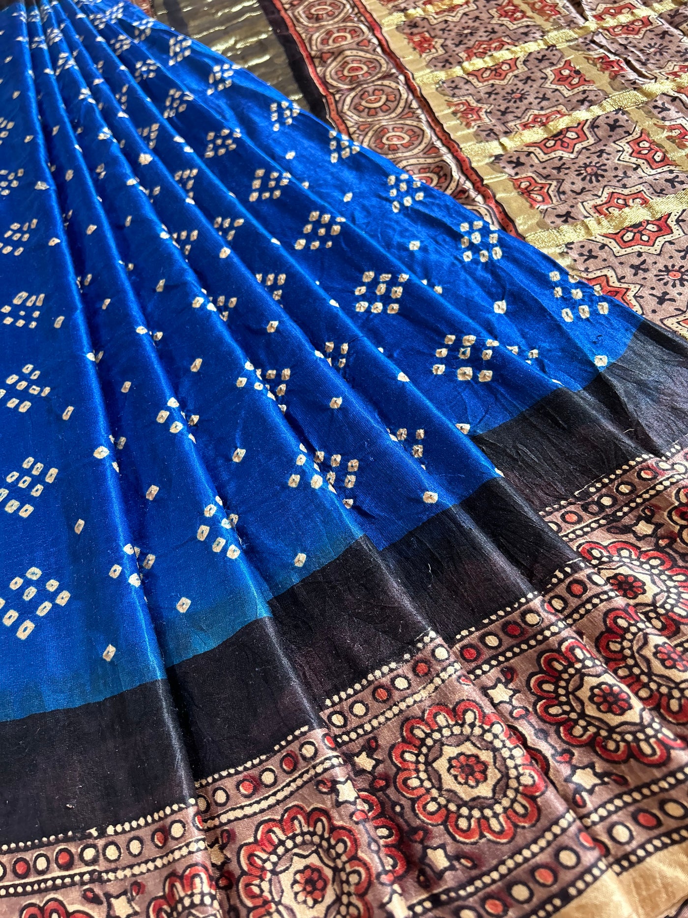 SUNAINA: HANDMADE PURE GAJJI SILK AJRAKH BANDHEJ GHARCHOLA PALLU SAREE