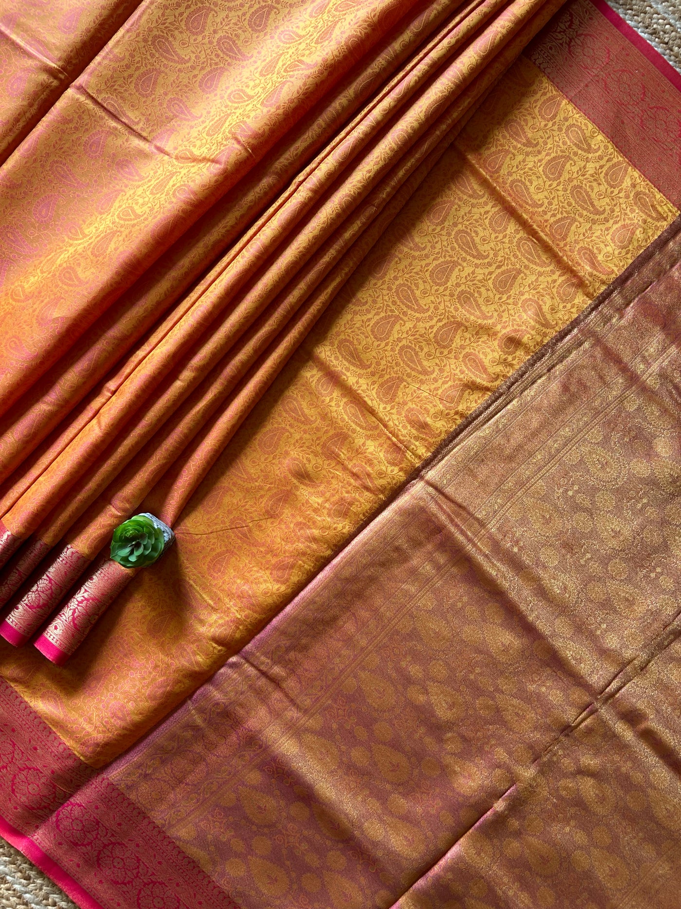 SAMYUKTA: FESTIVE WEAR SOFT SILK SAREE WITH ALL OVER TANCHOI WEAVING.