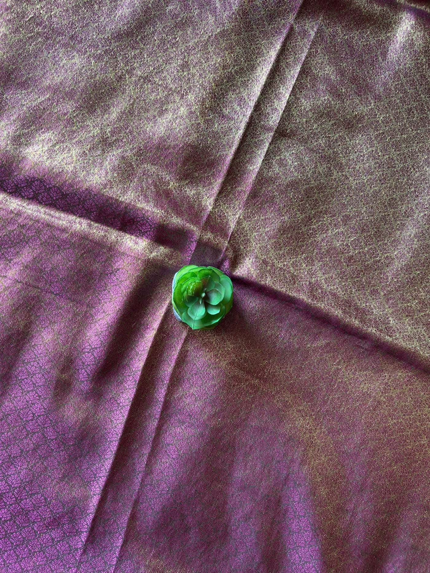 MANDAKINI: FESTIVE WEAR SOFT SILK SAREE WITH ALL OVER TANCHOI WEAVING.
