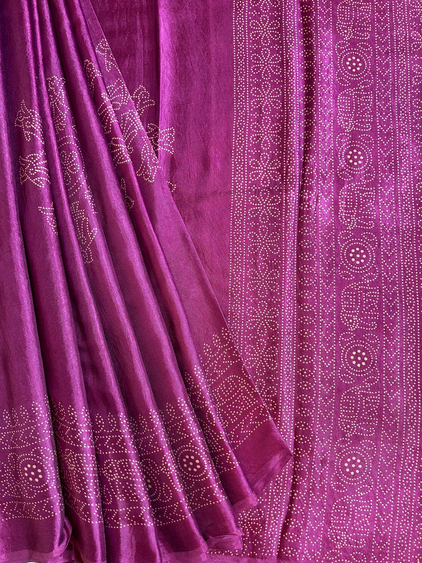 AMELIA: Printed modal silk saree