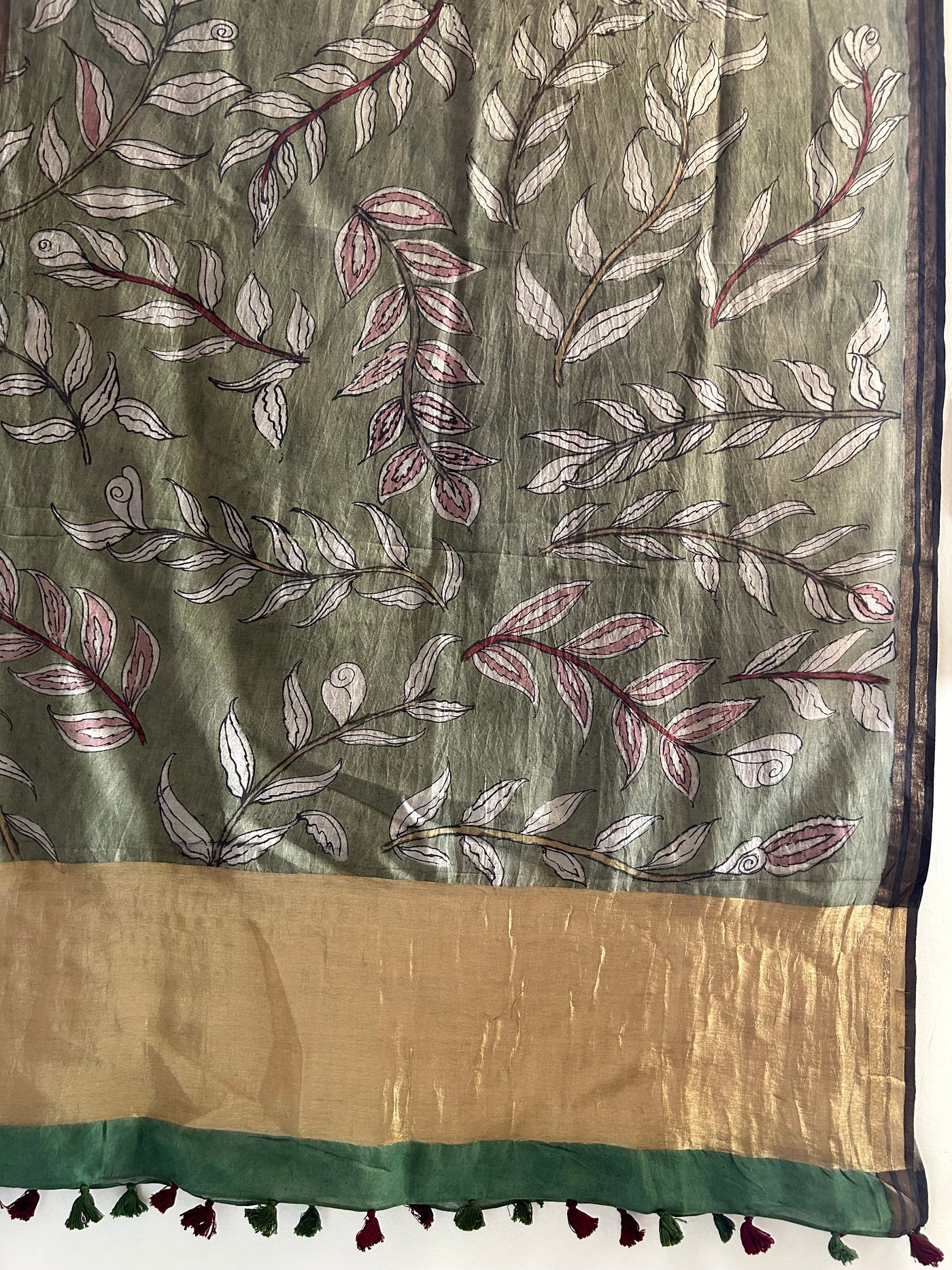 KESHAR :Hand-drawn & Hand- Painted  Penkalamkari chanderi dupatta