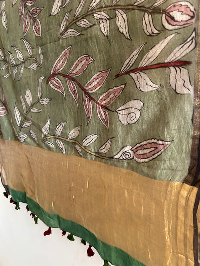 KESHAR :Hand-drawn & Hand- Painted  Penkalamkari chanderi dupatta