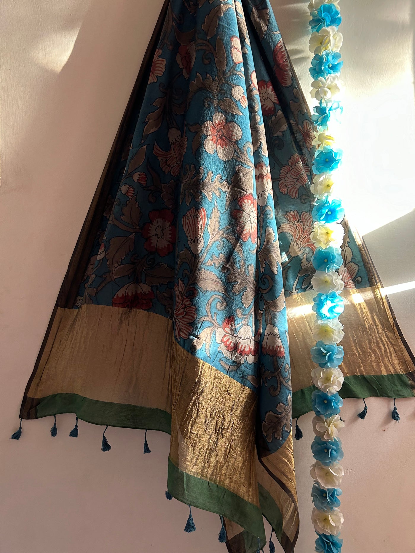 GUDHAL :Hand-drawn & Hand- Painted  Penkalamkari chanderi dupatta
