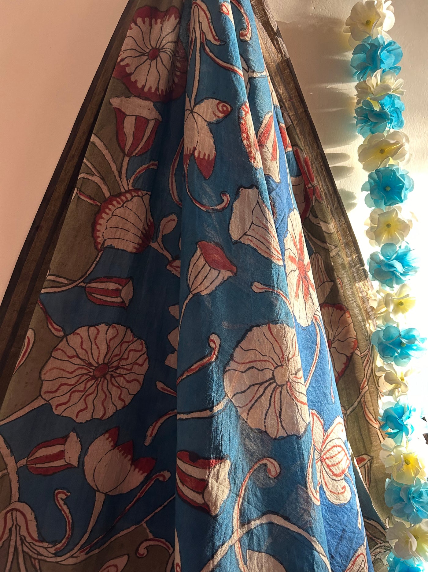 GUNJAN :Hand-drawn & Hand- Painted  Penkalamkari chanderi dupatta