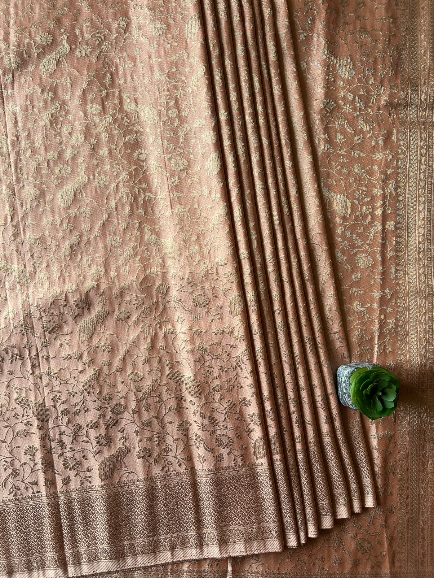 MAYA: PARTY WEAR RUSSIAN SILK BANARASI SAREE WITH ALL OVER JAAL PATTERN.