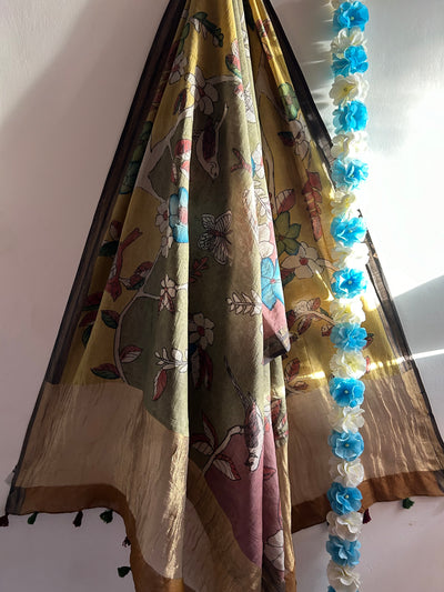 NUPUR :Hand-drawn & Hand- Painted  Penkalamkari chanderi dupatta