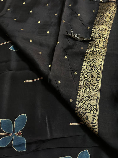 KASI:Premium Dola Silk Meenakari Pallu Ajrakh Saree