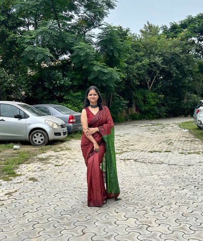 GULNAAR: MAROON,HANDLOOM PURE TUSSAR STAPLE SAREE WITH GHICHA PALLU.