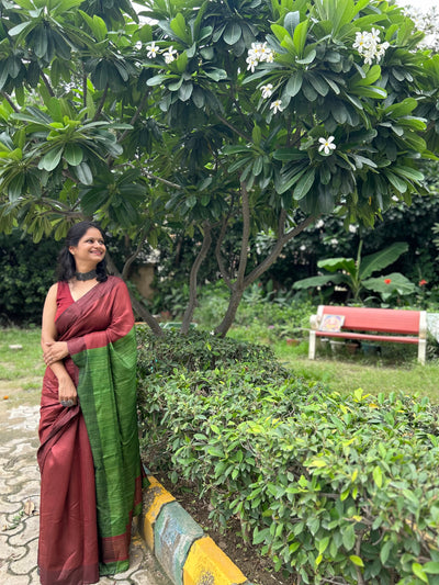 GULNAAR: MAROON,HANDLOOM PURE TUSSAR STAPLE SAREE WITH GHICHA PALLU.