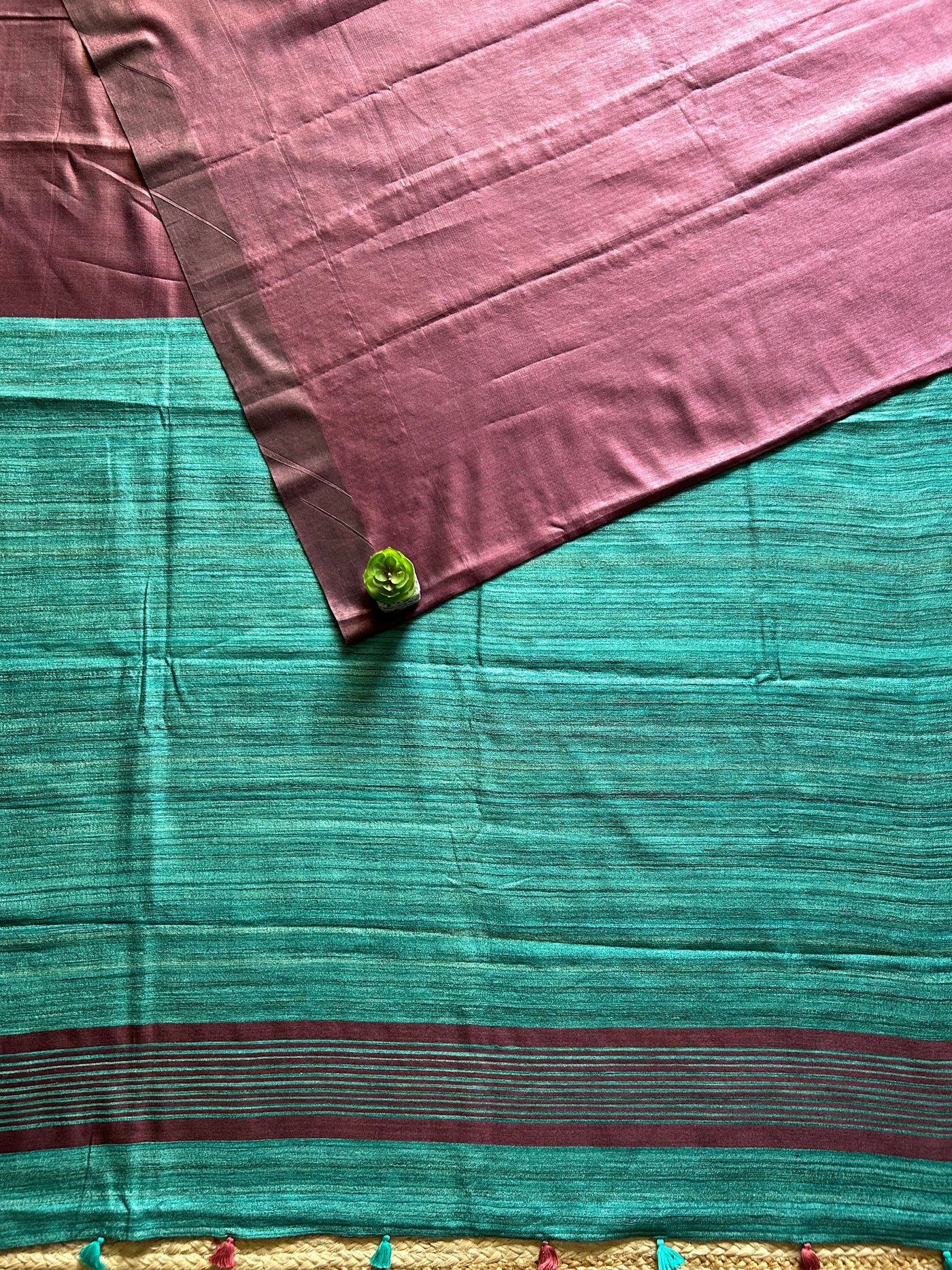 RAAG-MALINI:PLUM PURPLE,HANDLOOM PURE TUSSAR STAPLE SAREE WITH GHICHA PALLU.