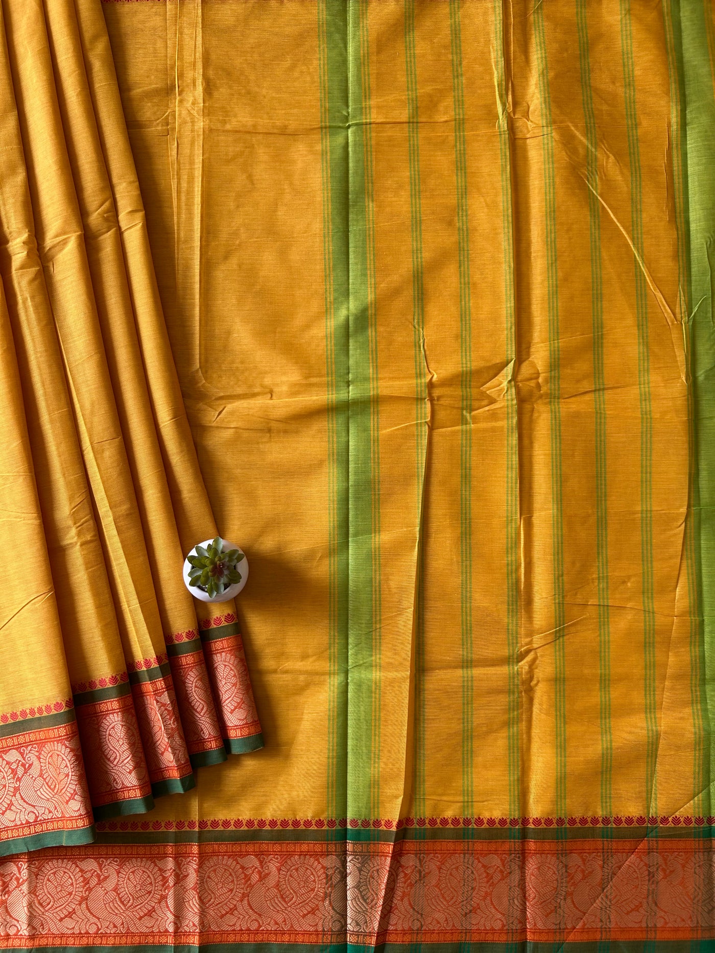 Manjula:KANCHIPURAM PURE COTTON SAREE WITH BODERS.