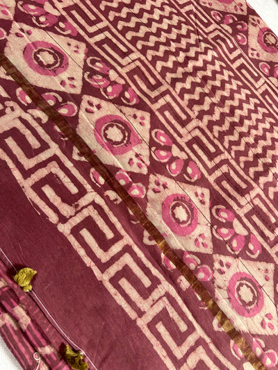 CHANDANI: HANDBLOCK BAGRU PRINT CHANDERI SILK-COTT SAREE WITH ZARI BORDER.