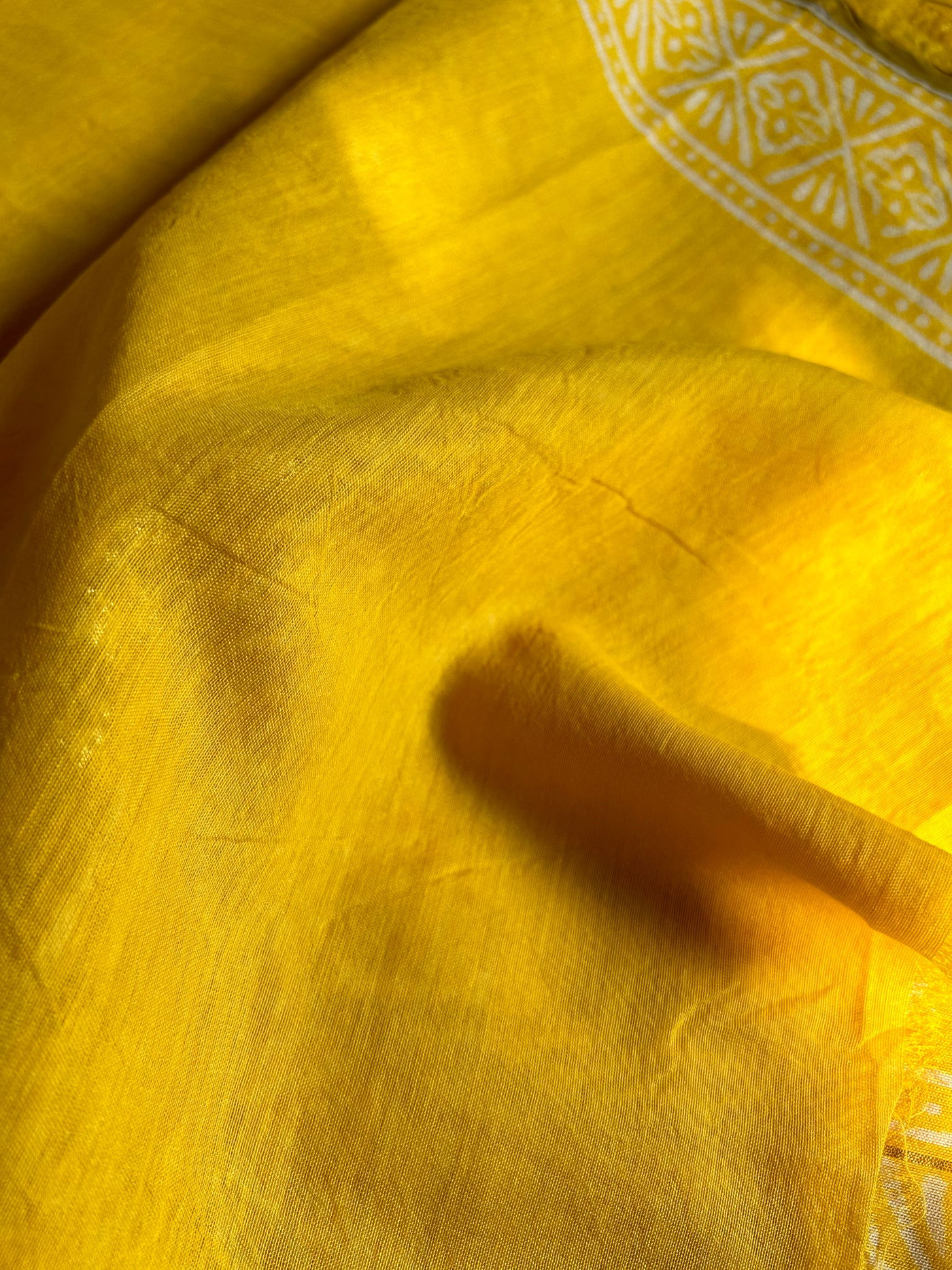 KHUSBOO: HANDBLOCK BAGRU PRINT CHANDERI SILK-COTT SAREE WITH ZARI BORDER.