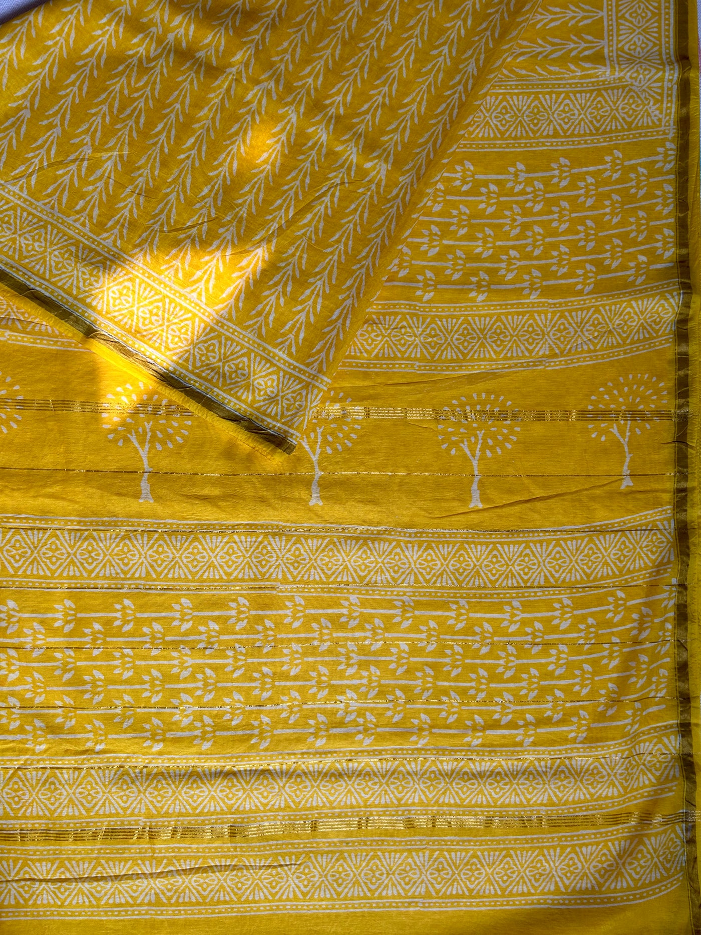 KHUSBOO: HANDBLOCK BAGRU PRINT CHANDERI SILK-COTT SAREE WITH ZARI BORDER.