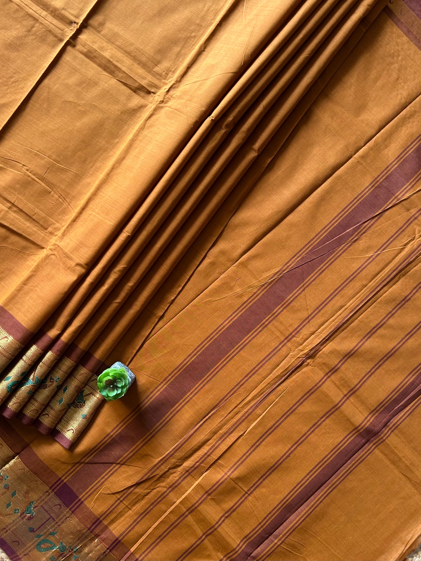 MEENAKSHI:GOLDEN BROWN,KANCHIPURAM PURE COTTON SAREE WITH BORDERS