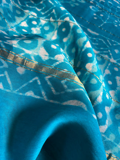 KANGNA : HANDBLOCK BAGRU PRINT CHANDERI SILK-COTT SAREE WITH ZARI BORDER.