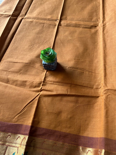 MEENAKSHI:GOLDEN BROWN,KANCHIPURAM PURE COTTON SAREE WITH BORDERS