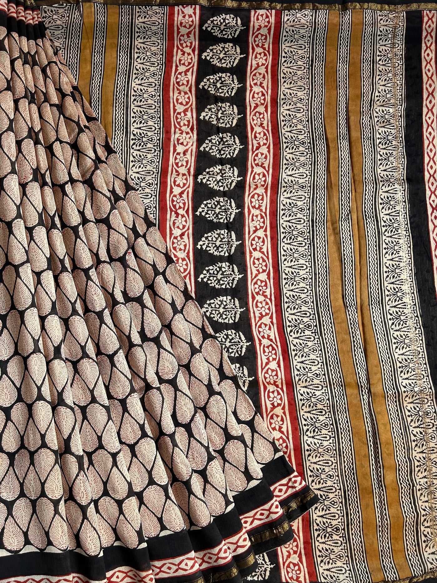 UMANG: HANDBLOCK BAGRU PRINT CHANDERI SILK-COTT SAREE WITH ZARI BORDER.