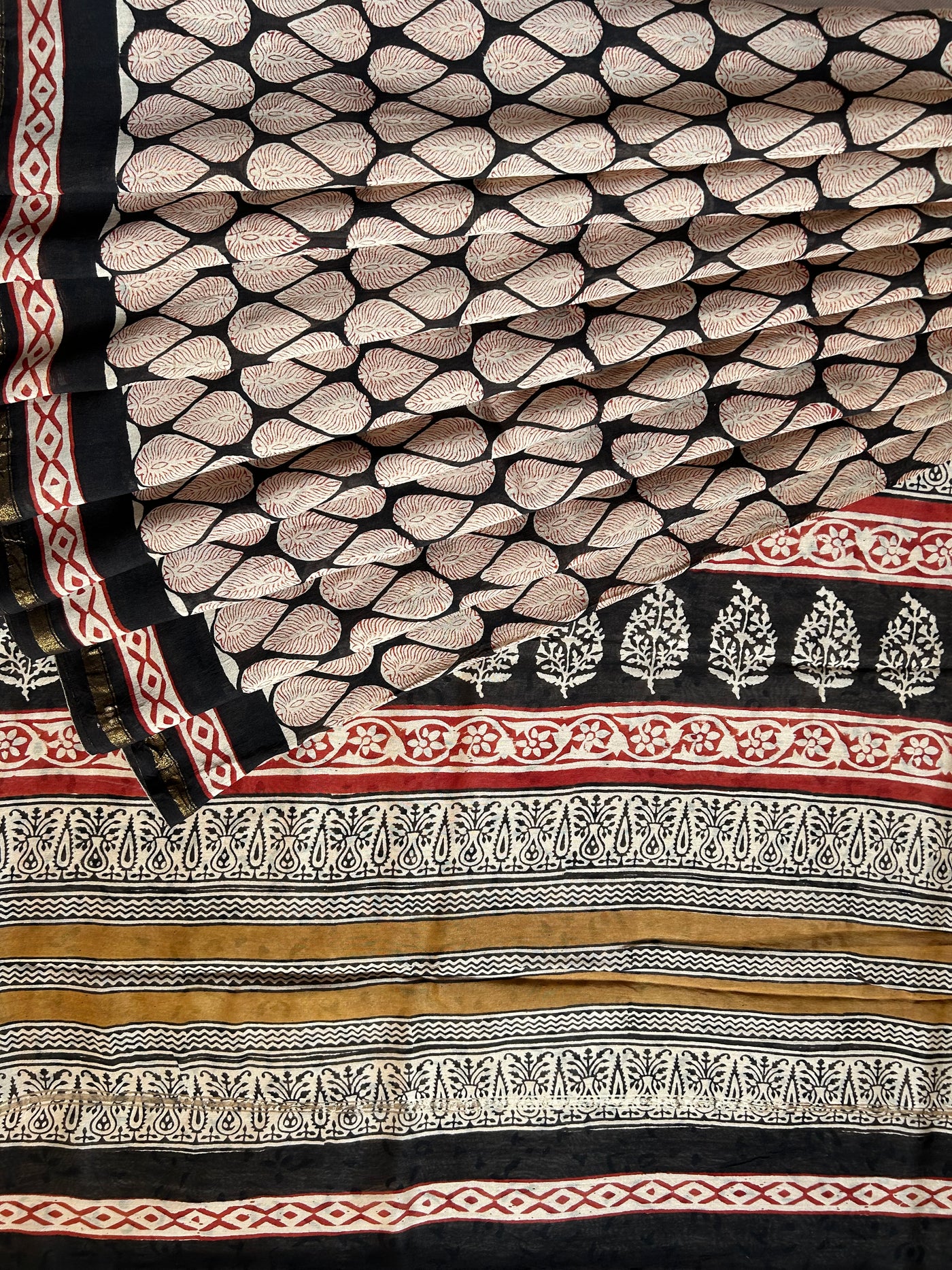 UMANG: HANDBLOCK BAGRU PRINT CHANDERI SILK-COTT SAREE WITH ZARI BORDER.