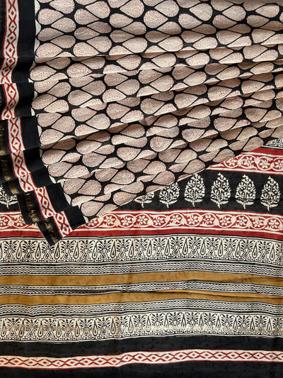 UMANG: HANDBLOCK BAGRU PRINT CHANDERI SILK-COTT SAREE WITH ZARI BORDER.