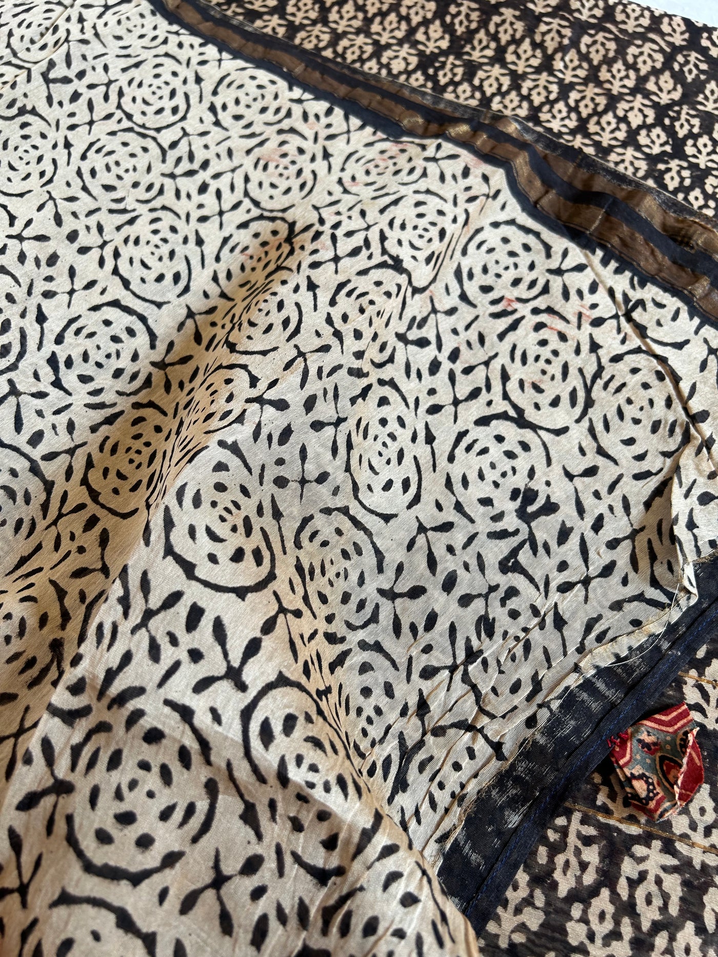 FAGUNI: HANDBLOCK BAGRU PRINT CHANDERI SILK-COTT SAREE WITH ZARI BORDER.