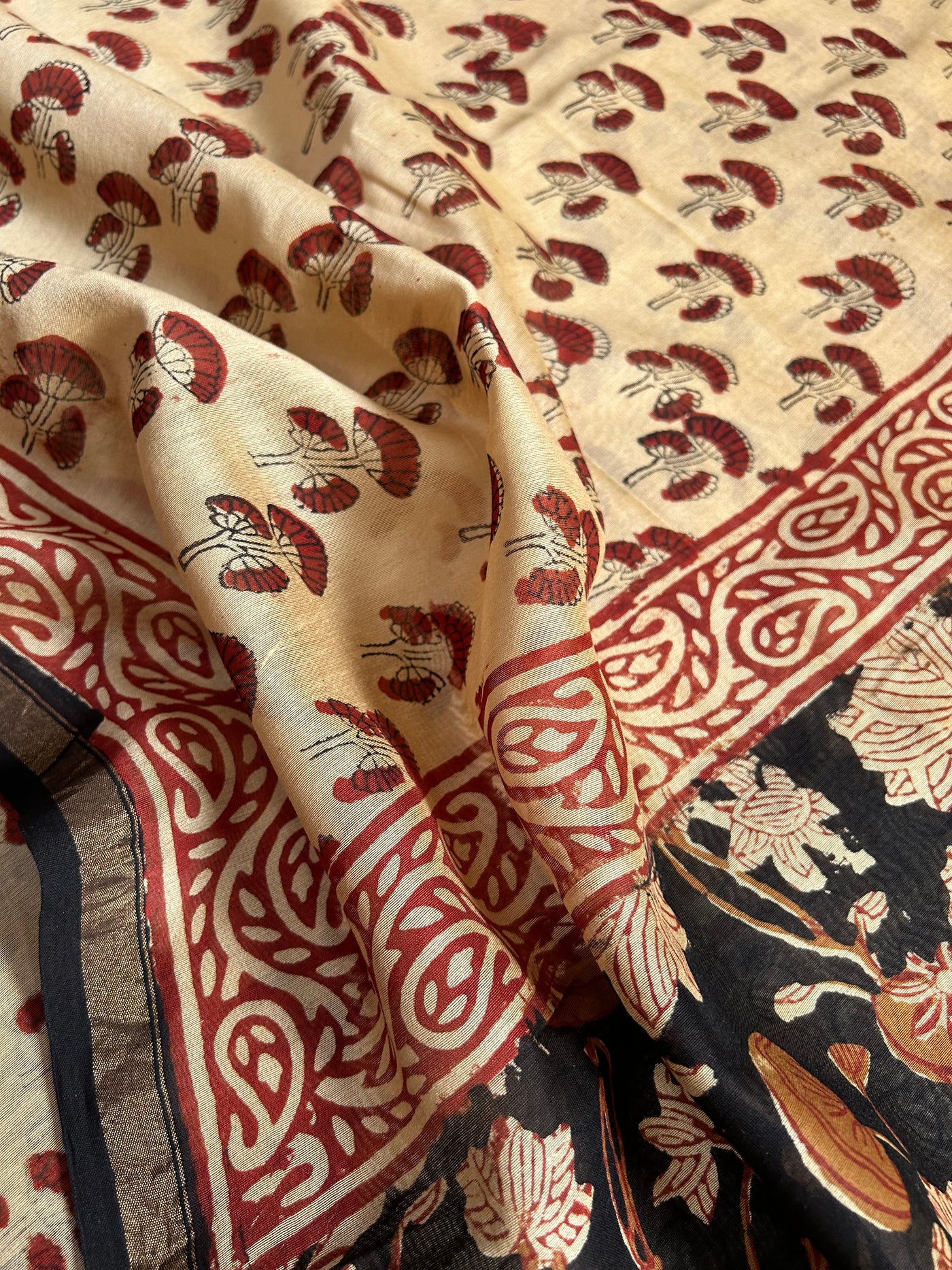 TANU: HANDBLOCK BAGRU PRINT CHANDERI SILK-COTT SAREE WITH ZARI BORDER.