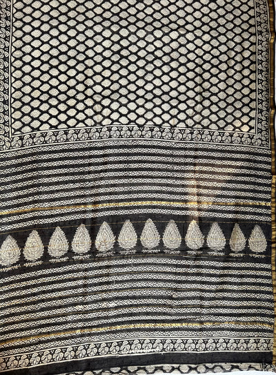 ANANYA : HANDBLOCK BAGRU PRINT CHANDERI SILK-COTT SAREE WITH ZARI BORDER.