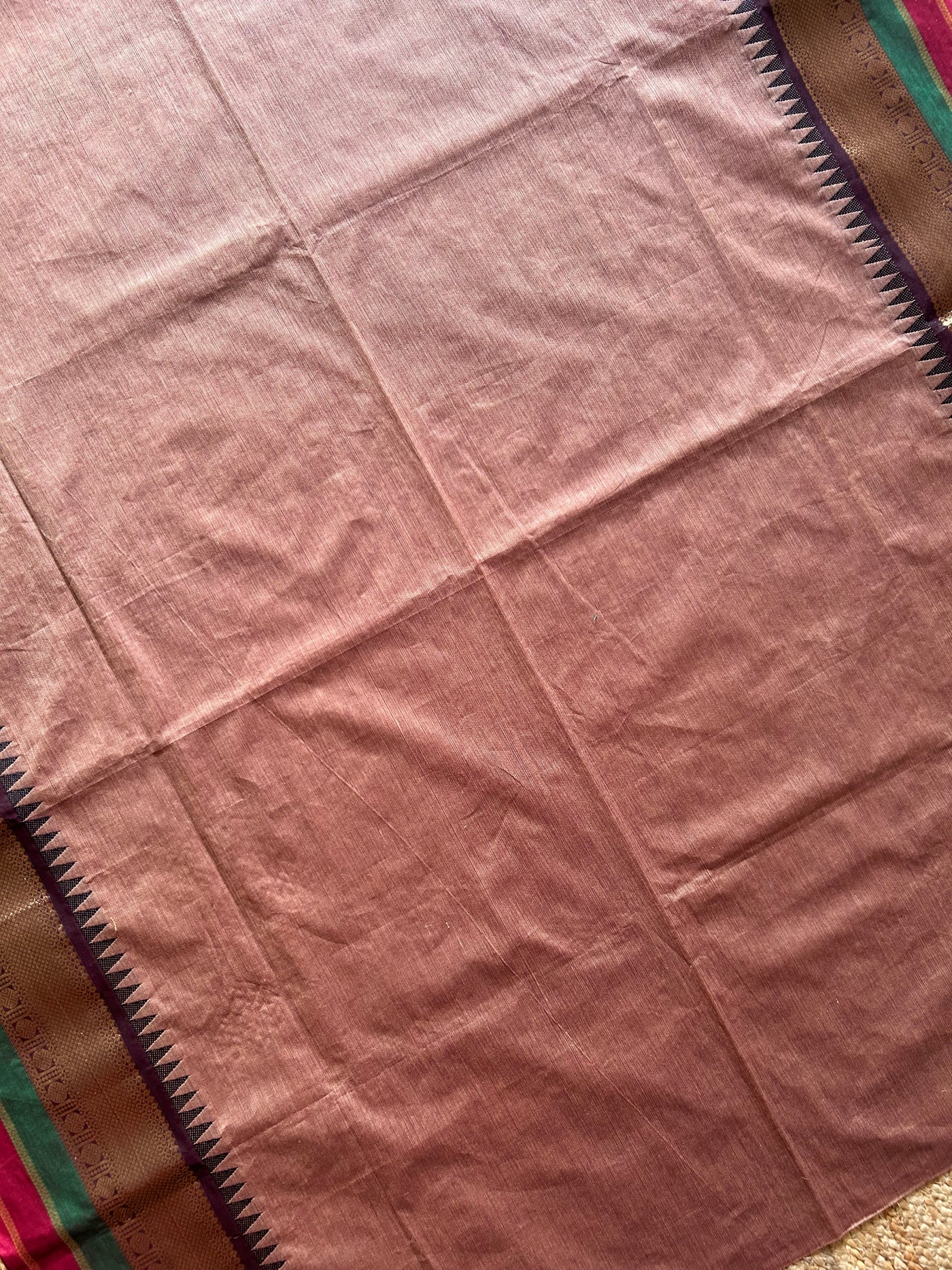 ALBELI:PINKISH BROWN,HANDDRAWN&HANDPAINTED PENKALAMKARI CHANDERI TISSUE DUPATTA WITH KANCHIPURAM COTTON SUIT SET