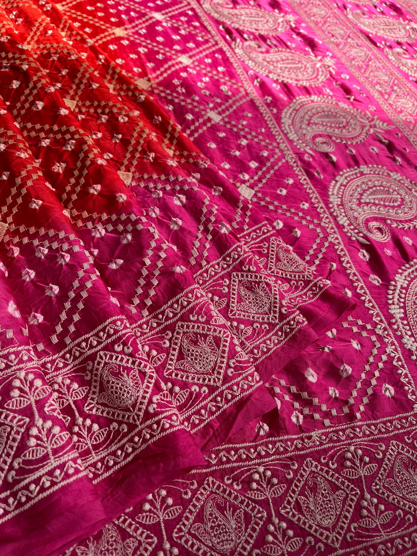 KUNDAN : Handmade Bandhani Modal Silk Saree With Thread Embroidery Work