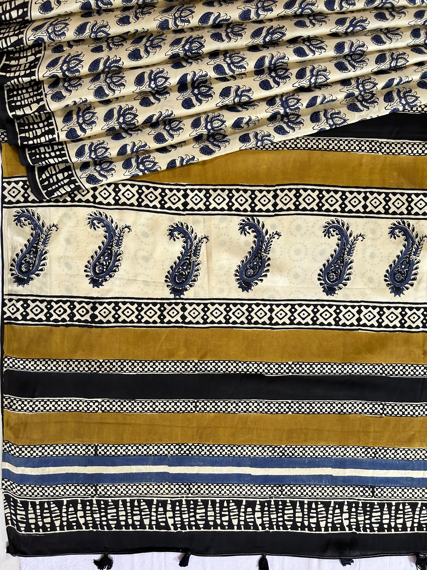 TANISHKA: HANDBLOCK BAGRU PRINTED MODAL SILK SAREE