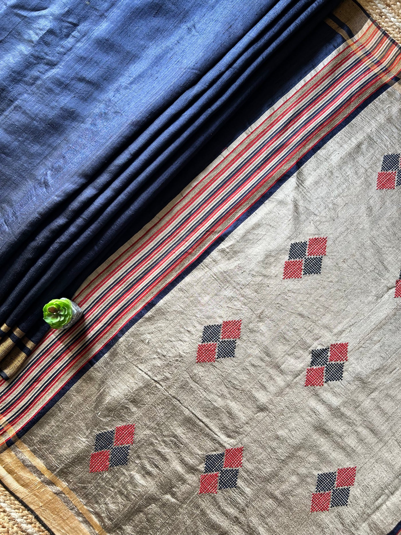 MRIDANG: NAVY,HANDLOOM PURE SILK SAREE