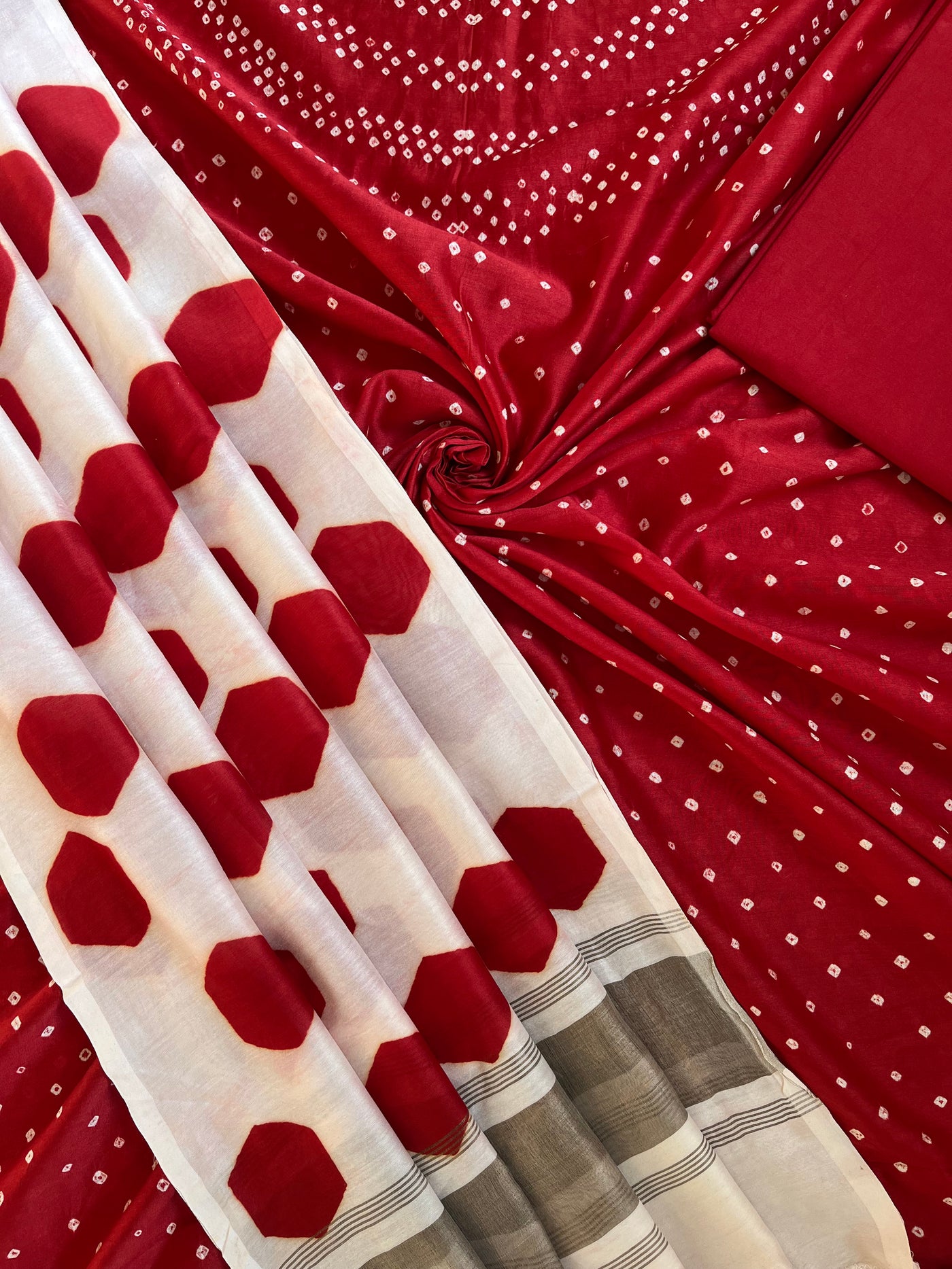 PALLAVI :Handmade Designer Bandhnai- Clamp Chanderi Silk- Cott 3 Piece Suit Set.