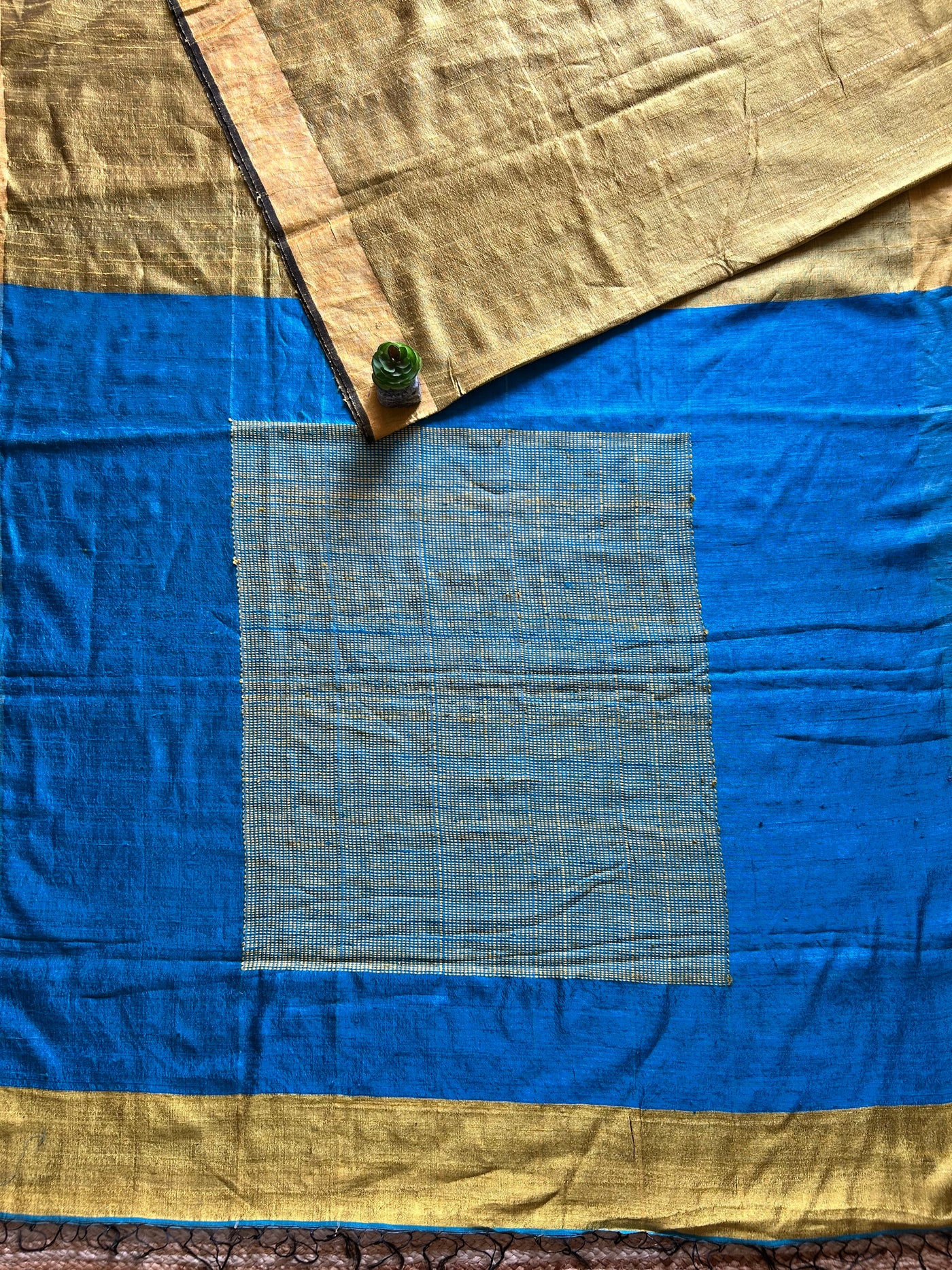 GOLDEN SHINE: GOLDEN,HANDLOOM PURE SILK SAREE