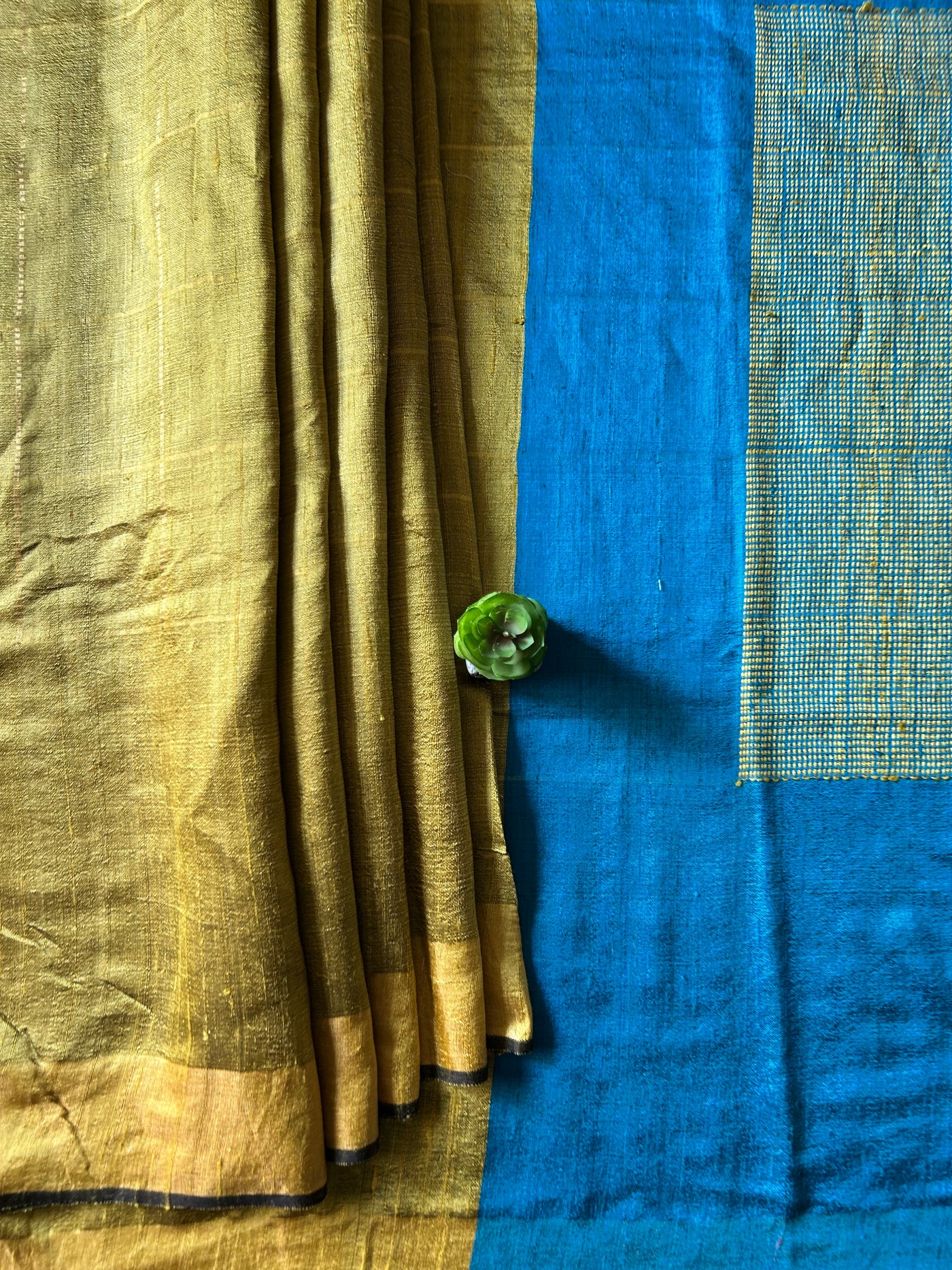 GOLDEN SHINE: GOLDEN,HANDLOOM PURE SILK SAREE