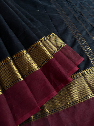 Siya:KANCHIPURAM PURE COTTON SAREE WITH BODERS.