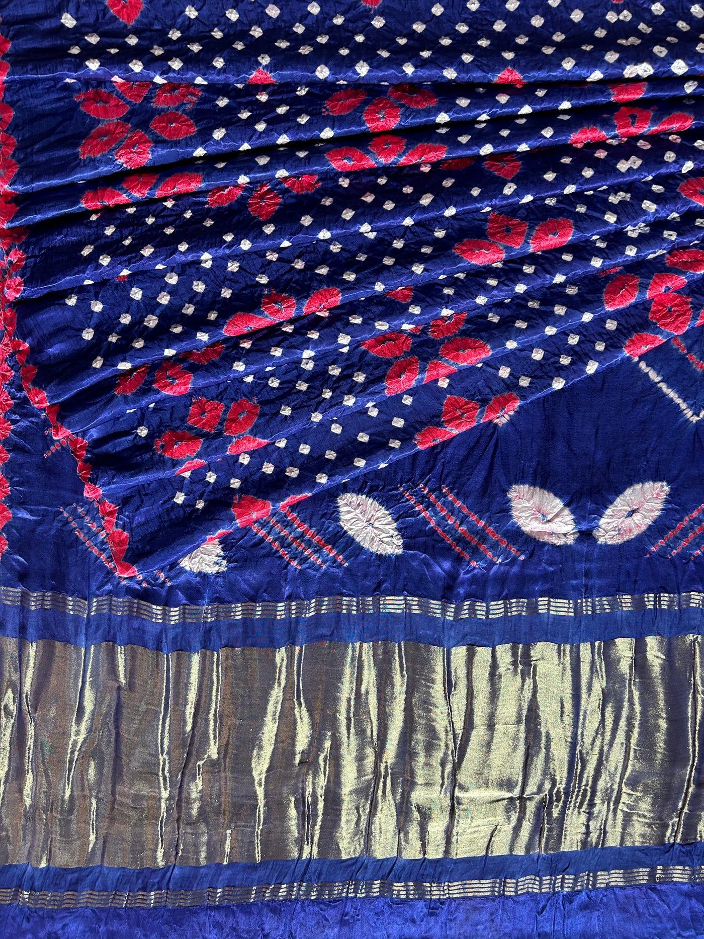 GOPI: Handmade Modal Silk Saree with Tissue Pallu