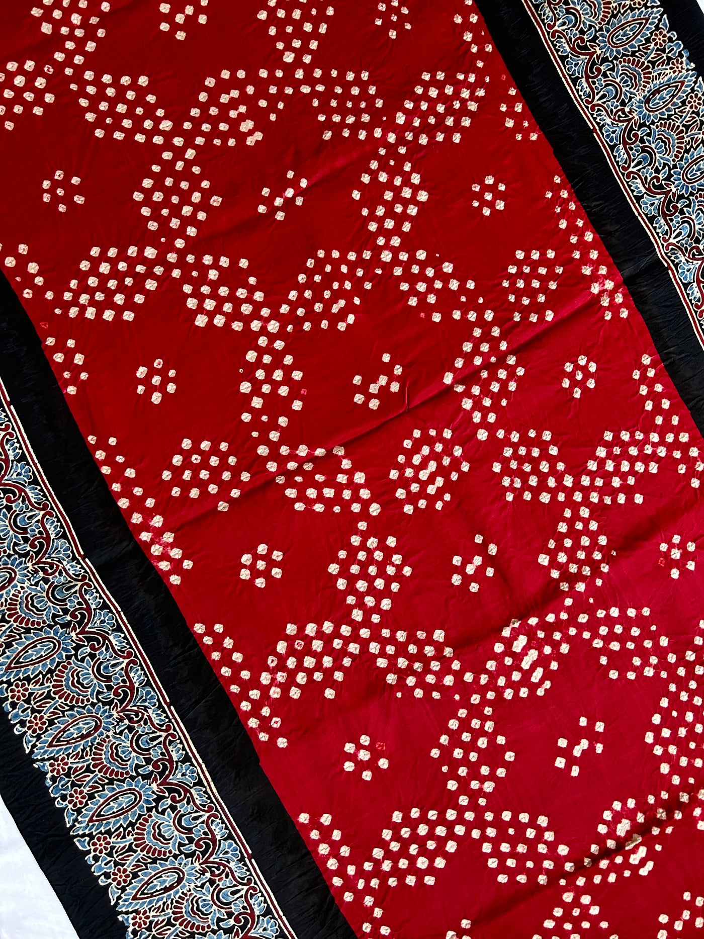 Kavita:HANDMADE AJRAKH BANDHEJ MODAL SILK SAREE