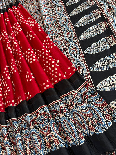 Kavita:HANDMADE AJRAKH BANDHEJ MODAL SILK SAREE