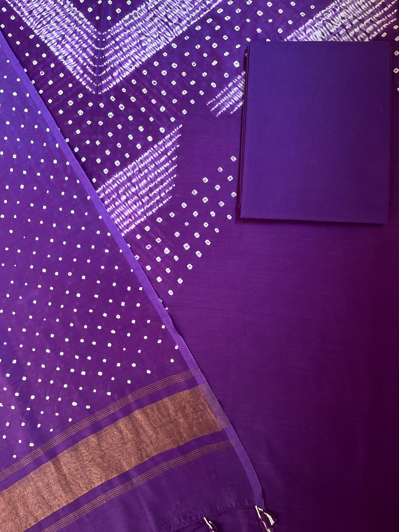 INAYA :Handmade Designer Bandhnai Chanderi Silk- Cott 3 Piece Suit Set.