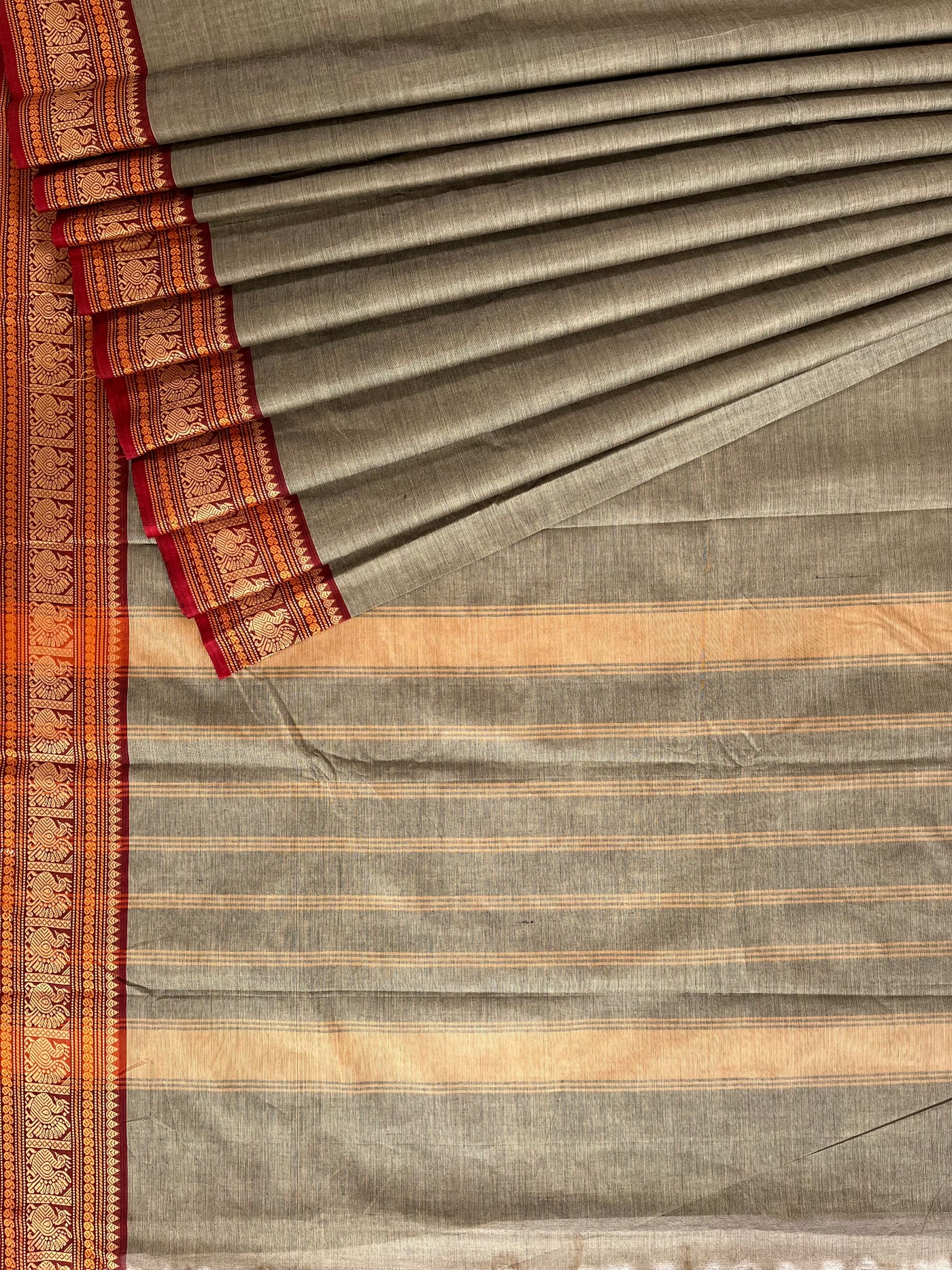 Ragini:KANCHIPURAM PURE COTTON SAREE WITH BODERS.