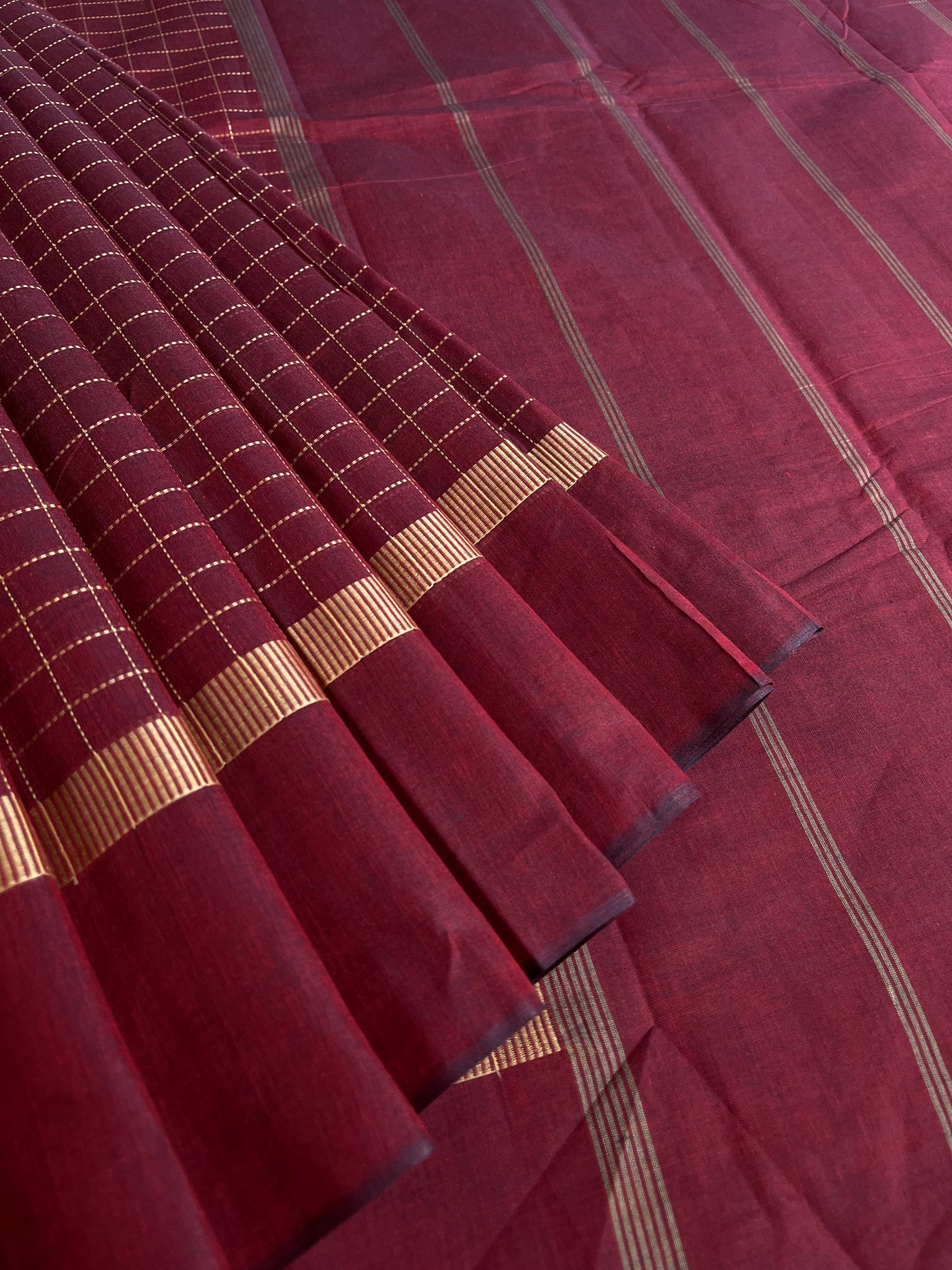 KANHA: KANCHIPURAM PURE COTTON SAREE WITH BORDERS.