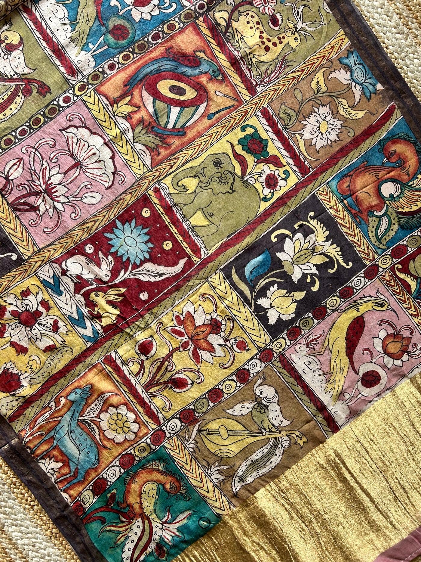 KALACHITRA:Hand drawn&Hand painted penkalamkeri silk-cott tissue dupatta.