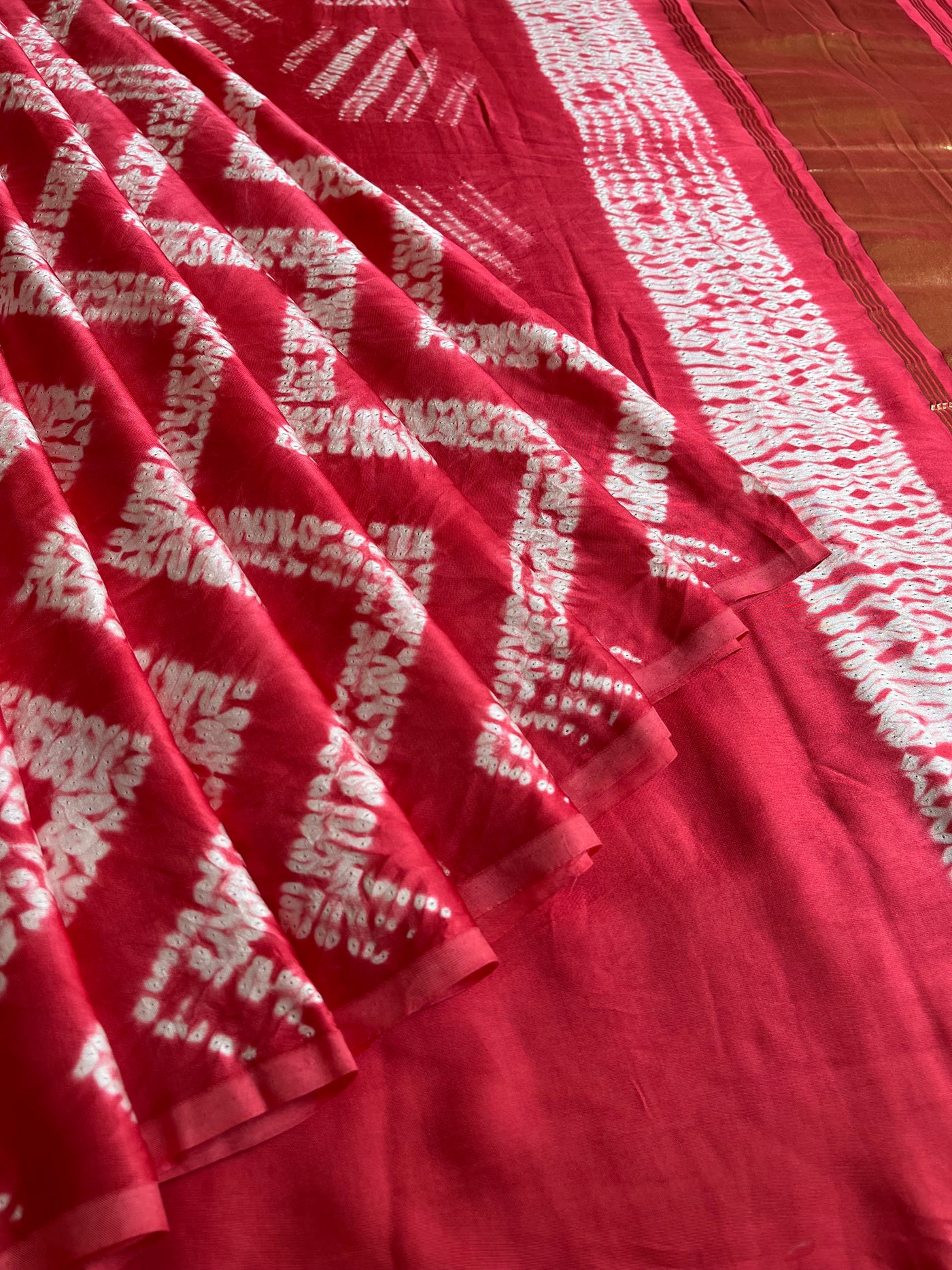 Beliya: Handmade Modal Silk Saree with Tissue Pallu