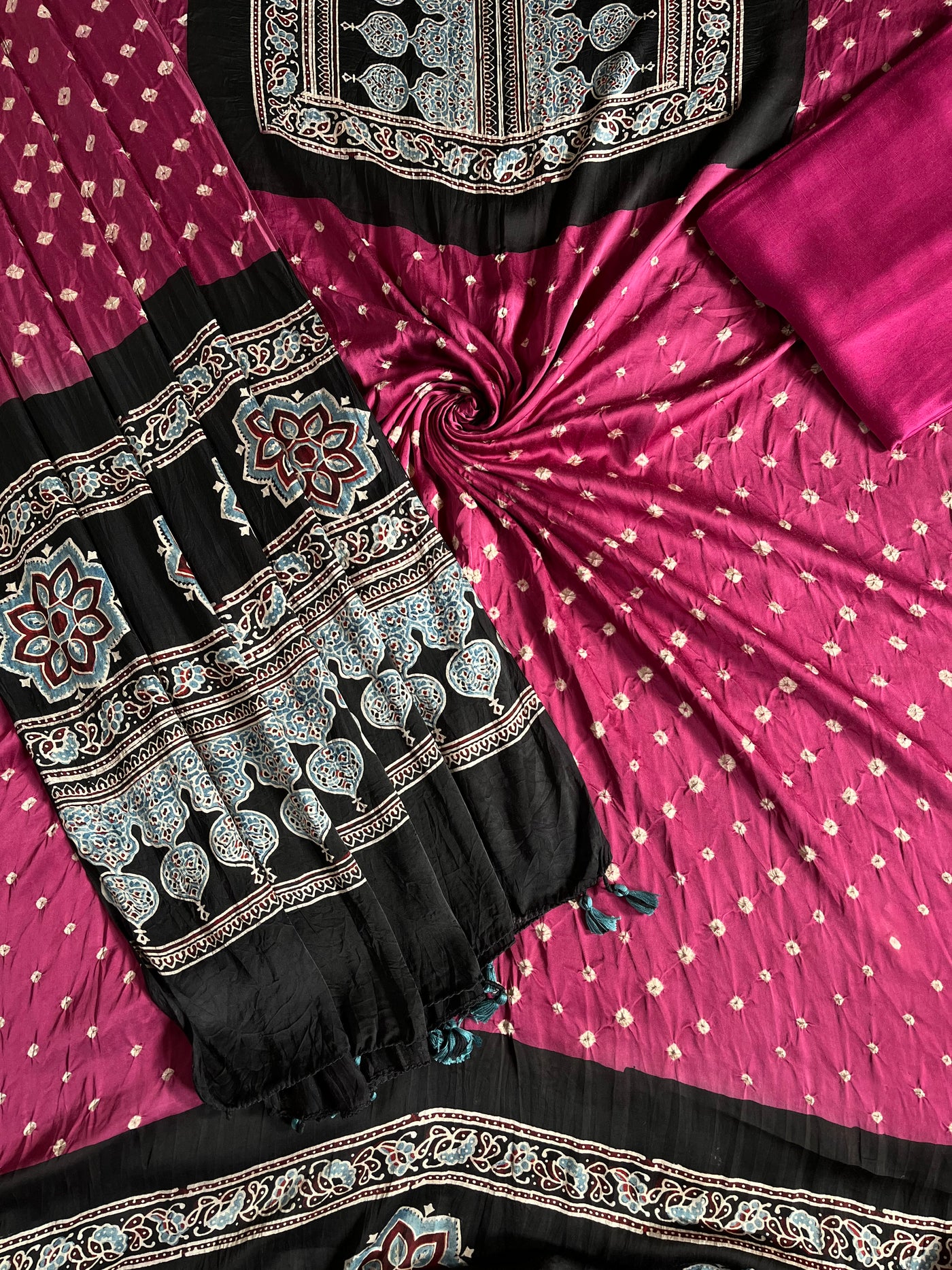 CHANDNI : HANDMADE BANDHANI-AJRAKH MODAL SILK 3 PIECE SUIT SET